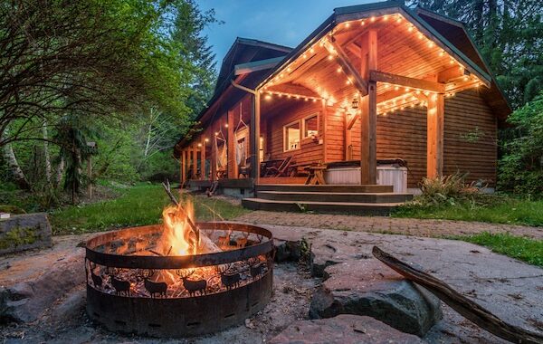 Cabins in Mt Rainier: Discover Comfortable Stays Near Scenic Mountain Trails